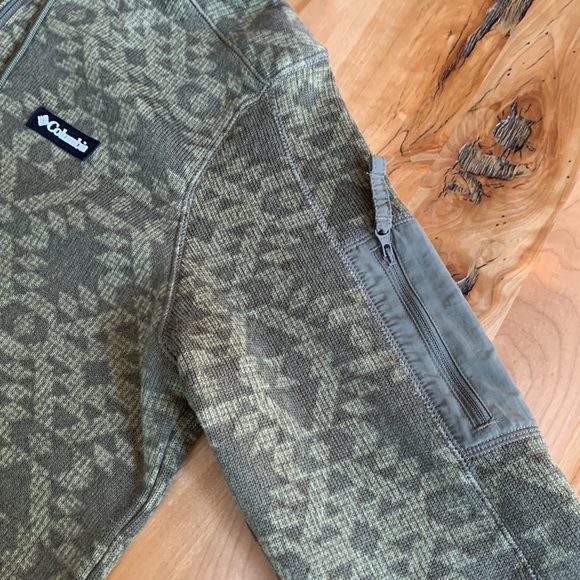 Green Columbia mid zip hoodie - Picture 2 of 5